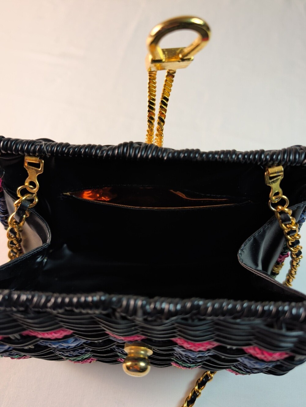 Vintage 60/70s Rainbow Wicker Crossbody Bag Gold Chain Strap - Picture 6 of 7